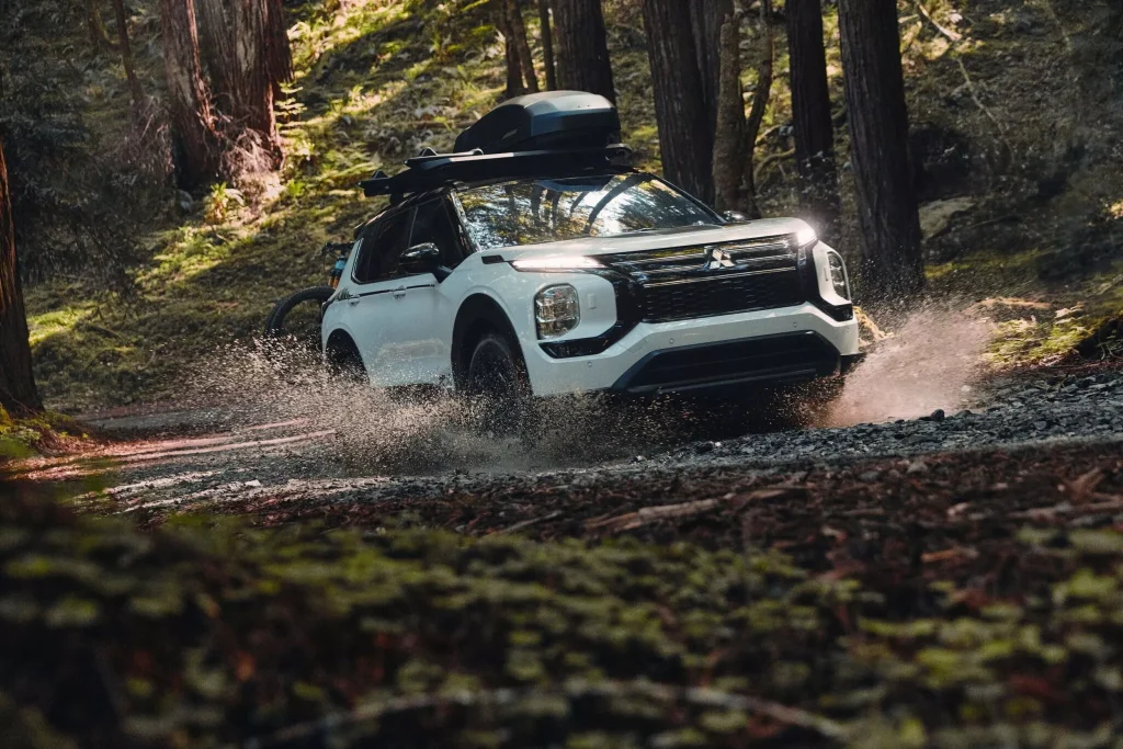 Mitsubishi Outlander Trail Edition 2025 року