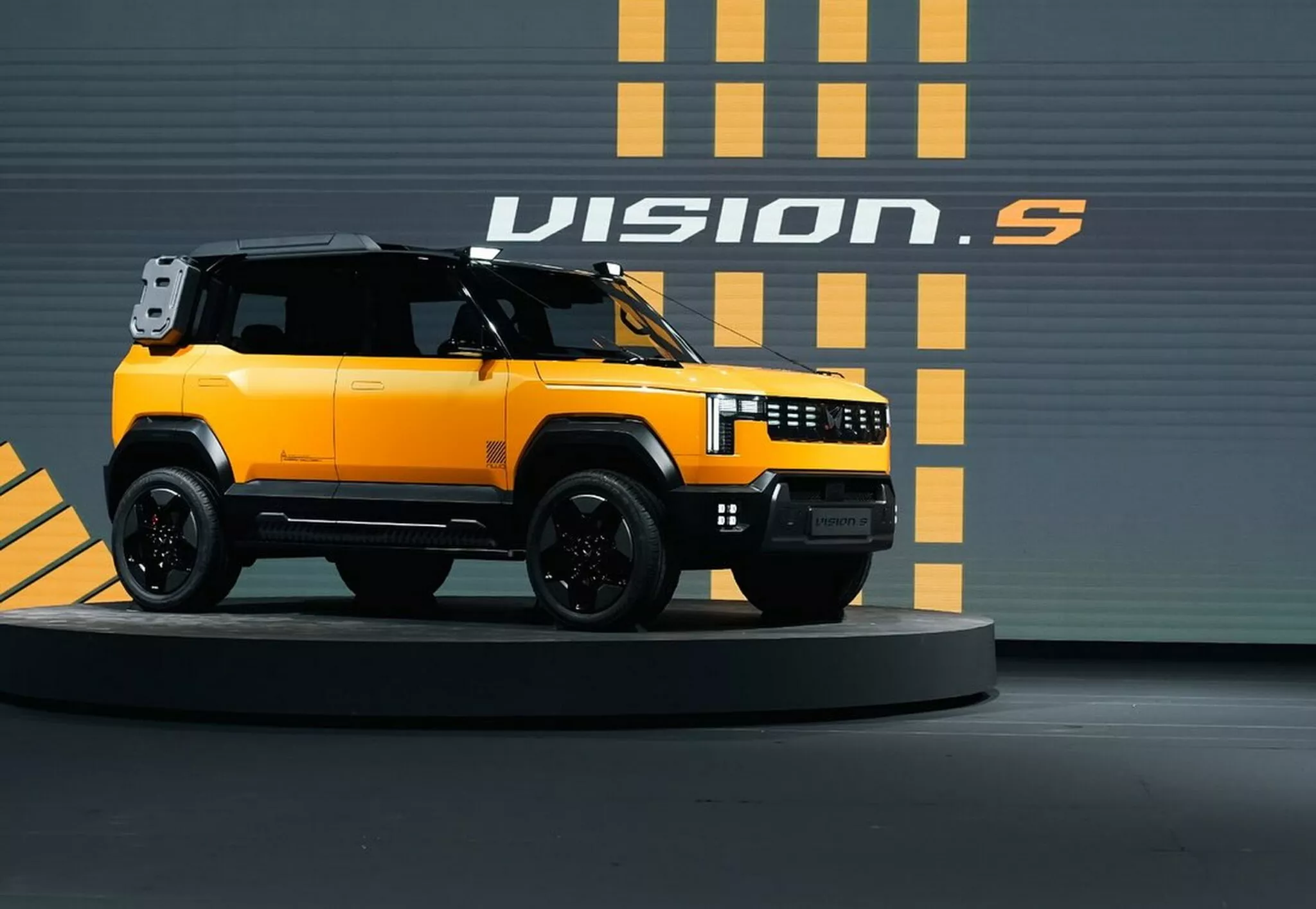 Mahindra Vision.S
