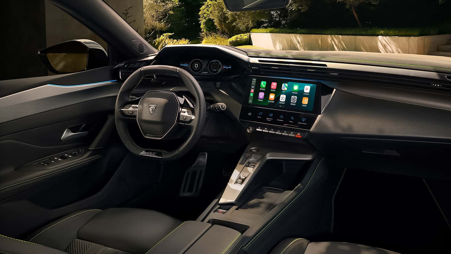 Peugeot e-308 2025 року
