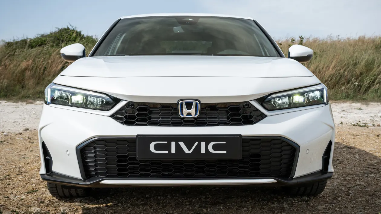Honda Civic рестайлінг 2025 року