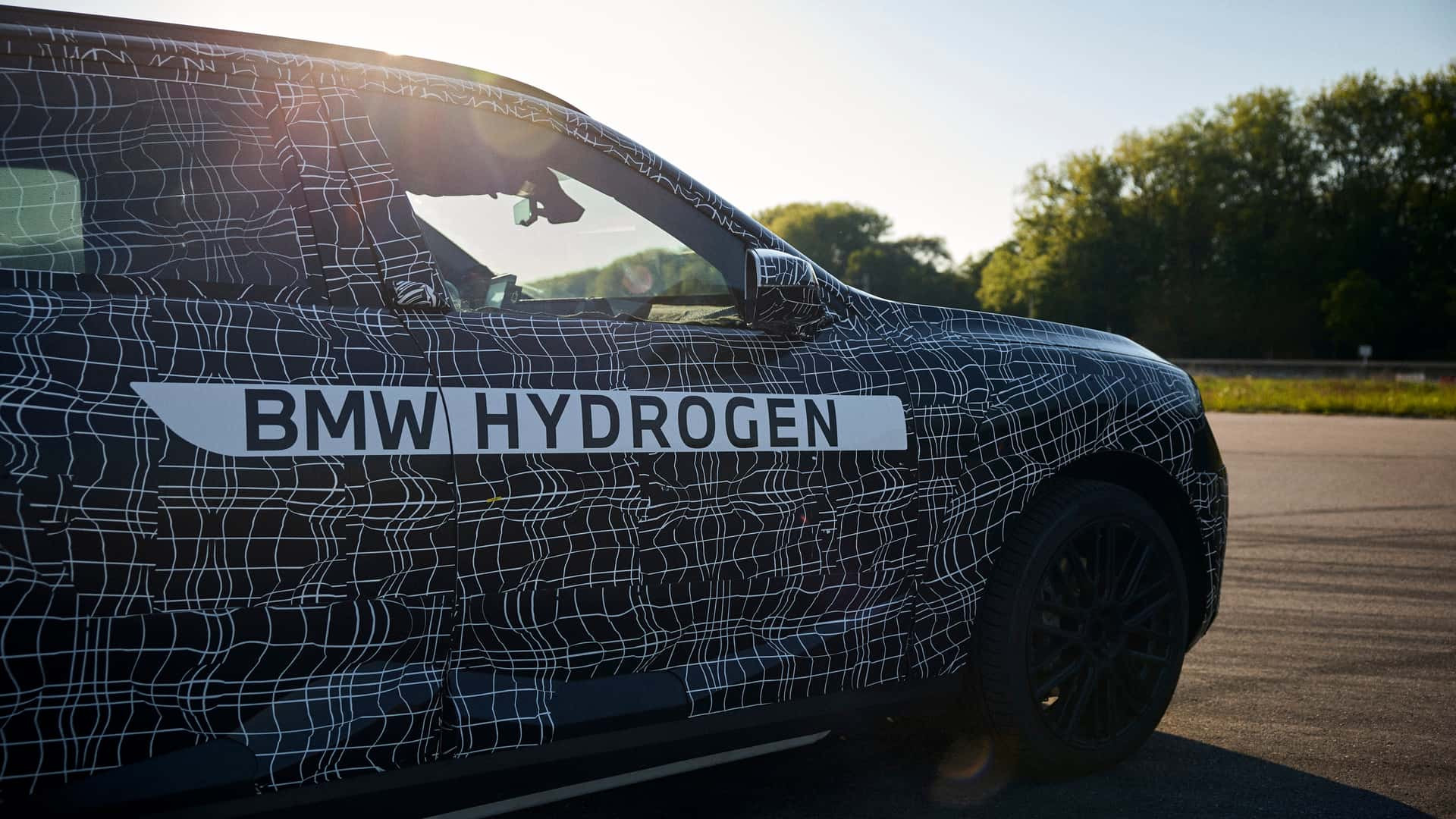 BMW iX5 Hydrogen 2028 року