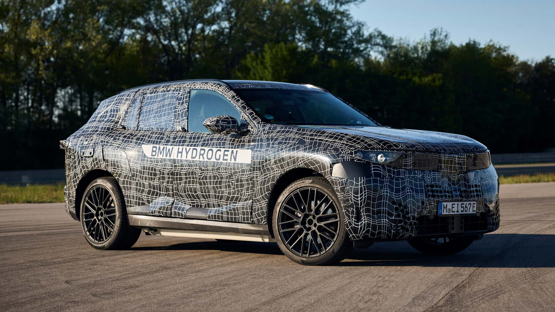BMW iX5 Hydrogen 2028 року