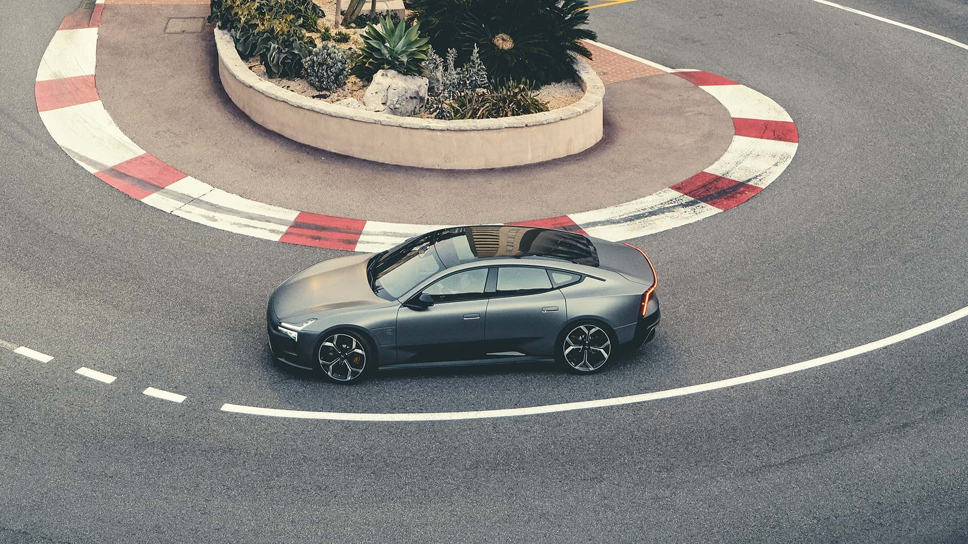 Polestar 5