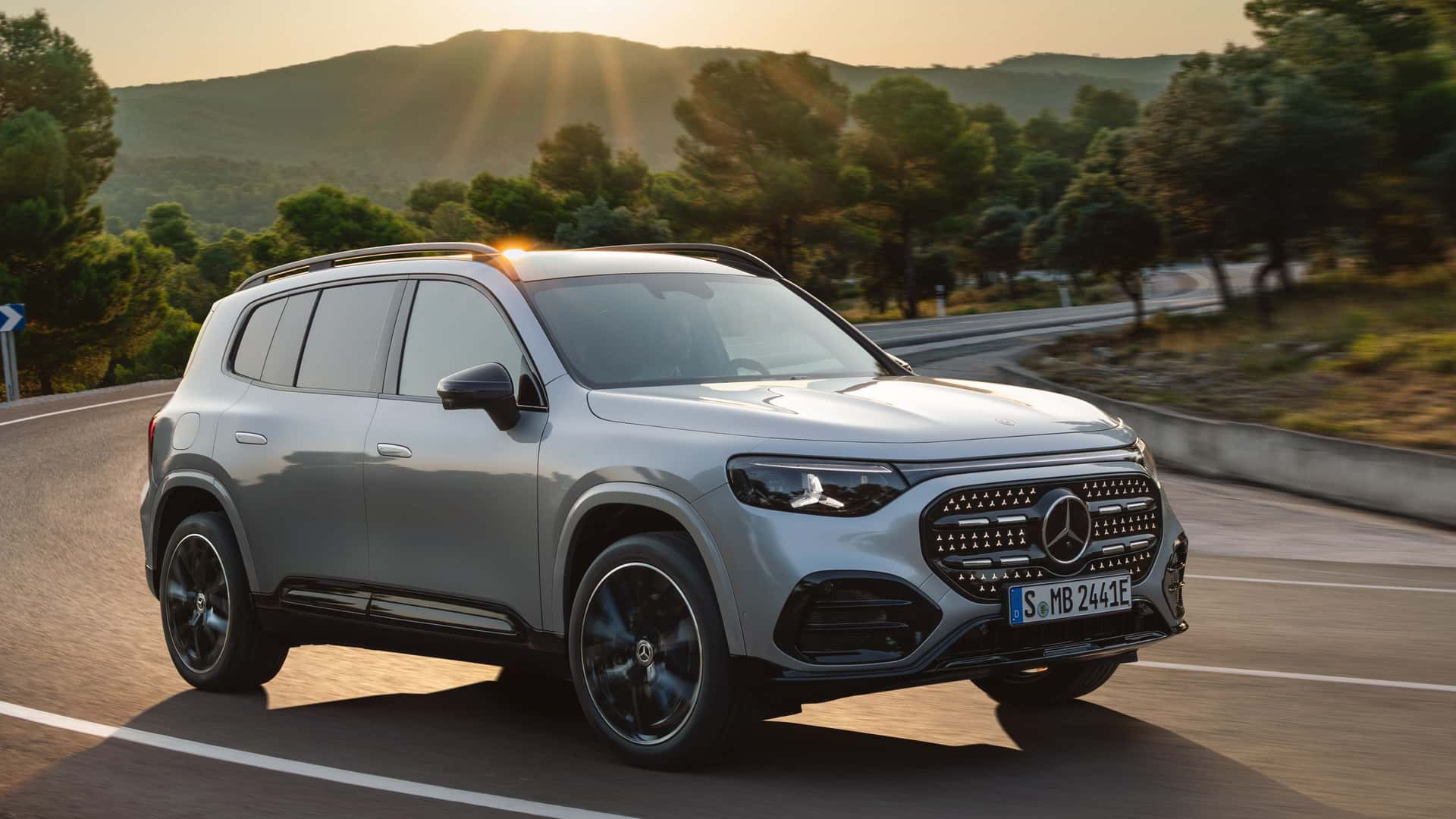 Mercedes GLB 2026 року