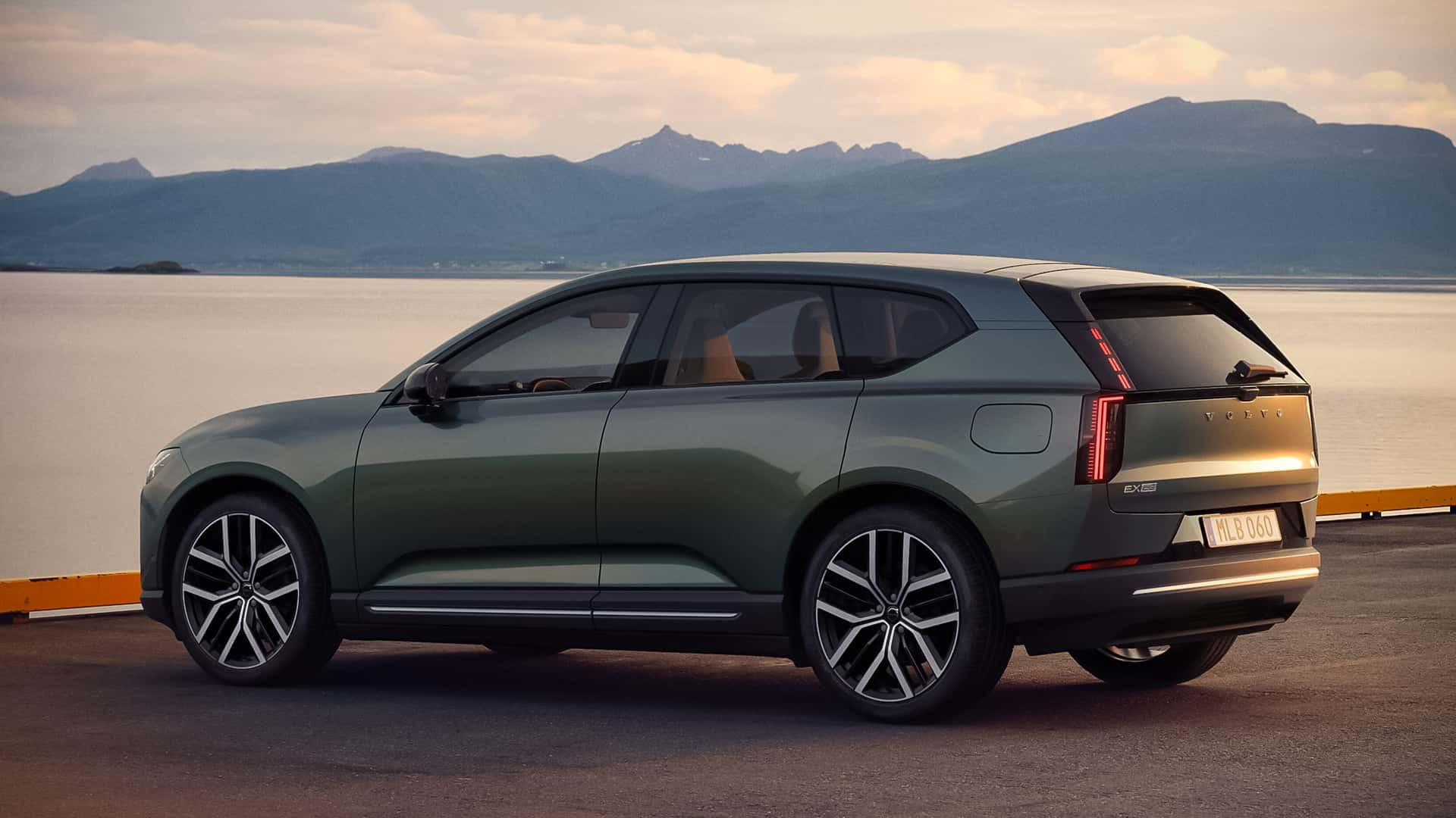 Volvo EX60 2026 року