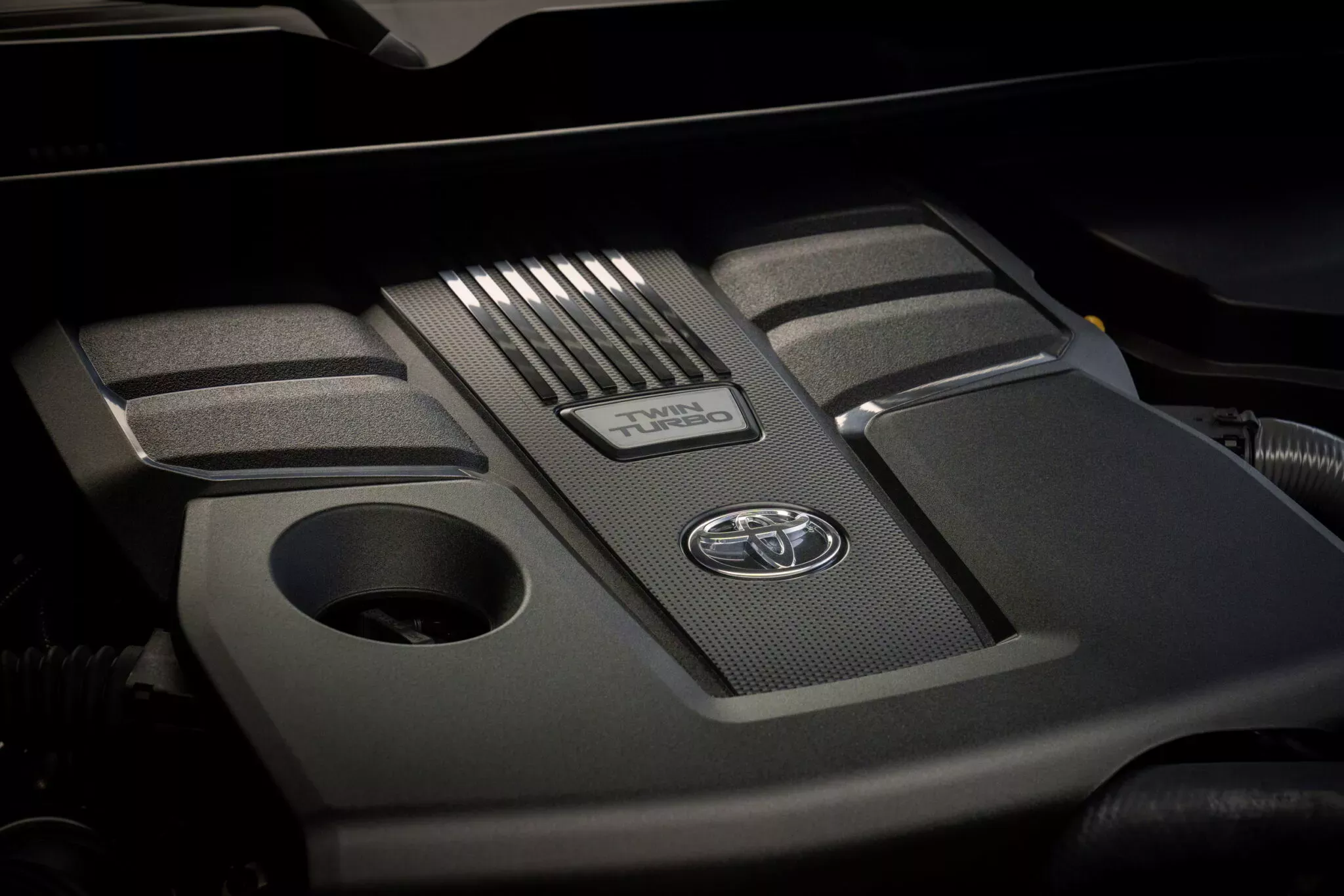 Toyota Land Cruiser 300 Hybrid 2026 року