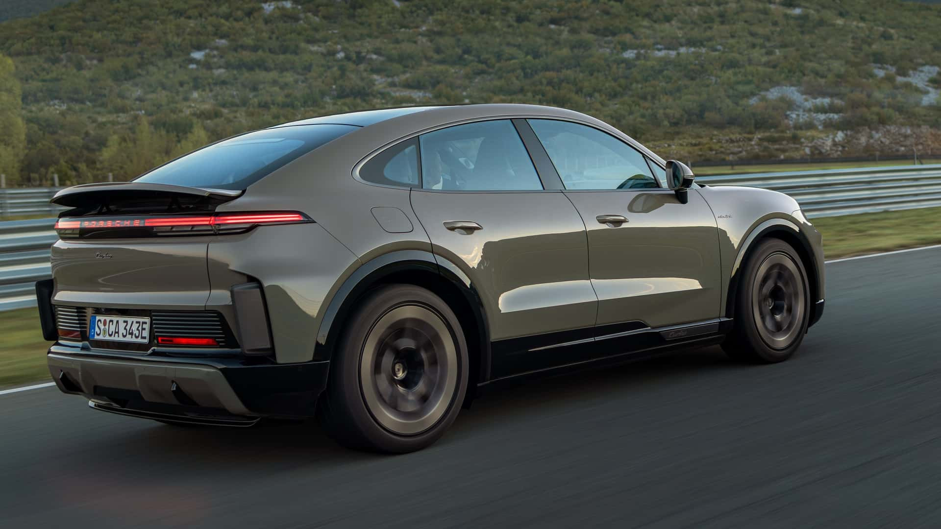 Porsche Cayenne Coupe Electric
