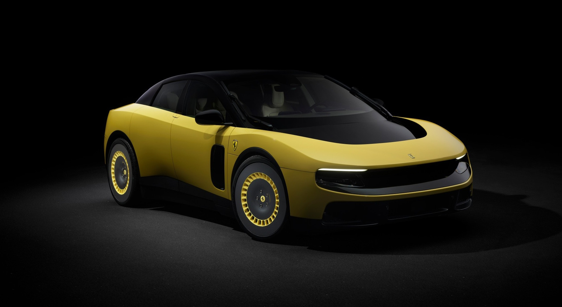 Ferrari Luce 2026 року