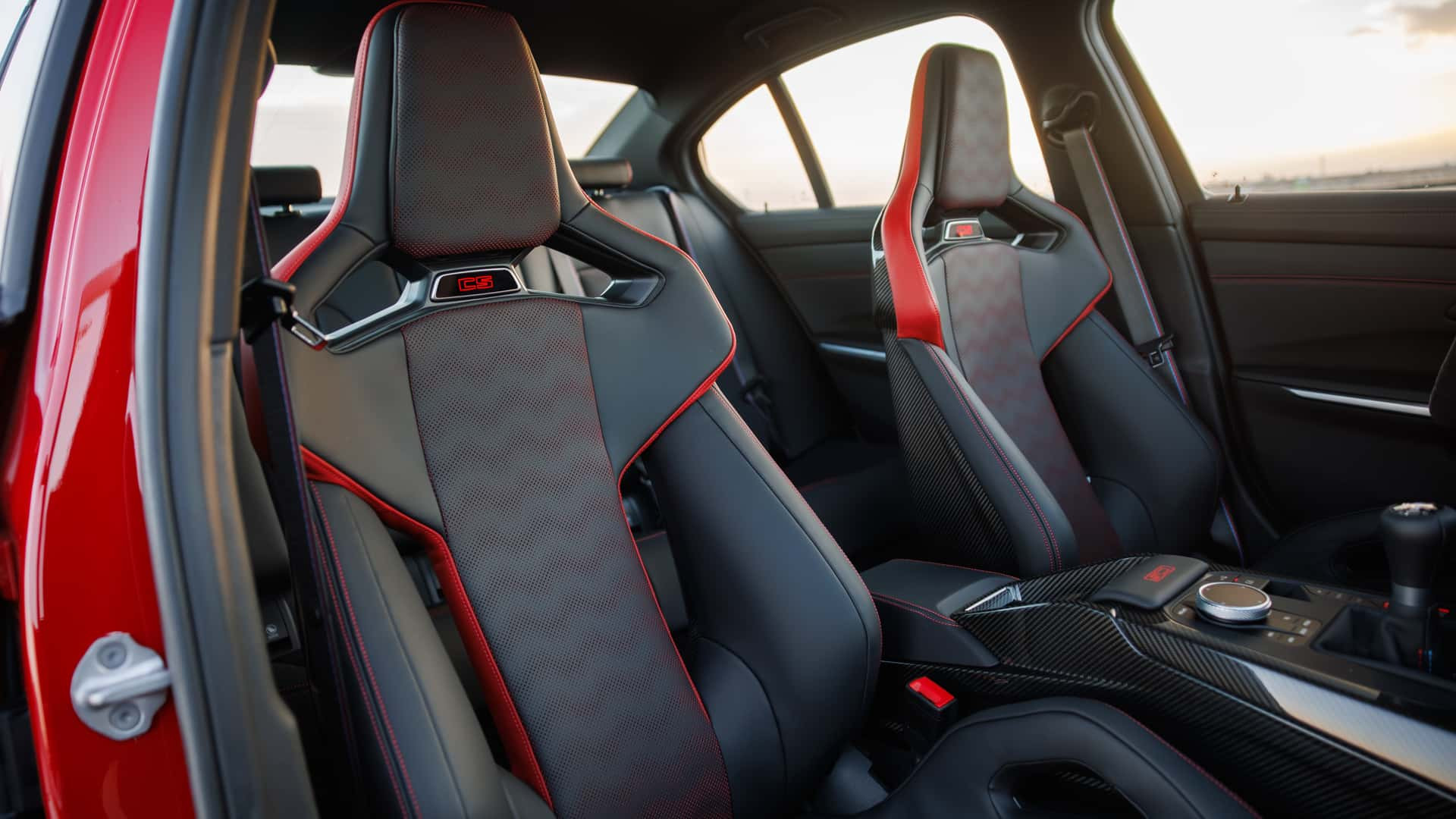 BMW M3 CS Handschalter 2027 року