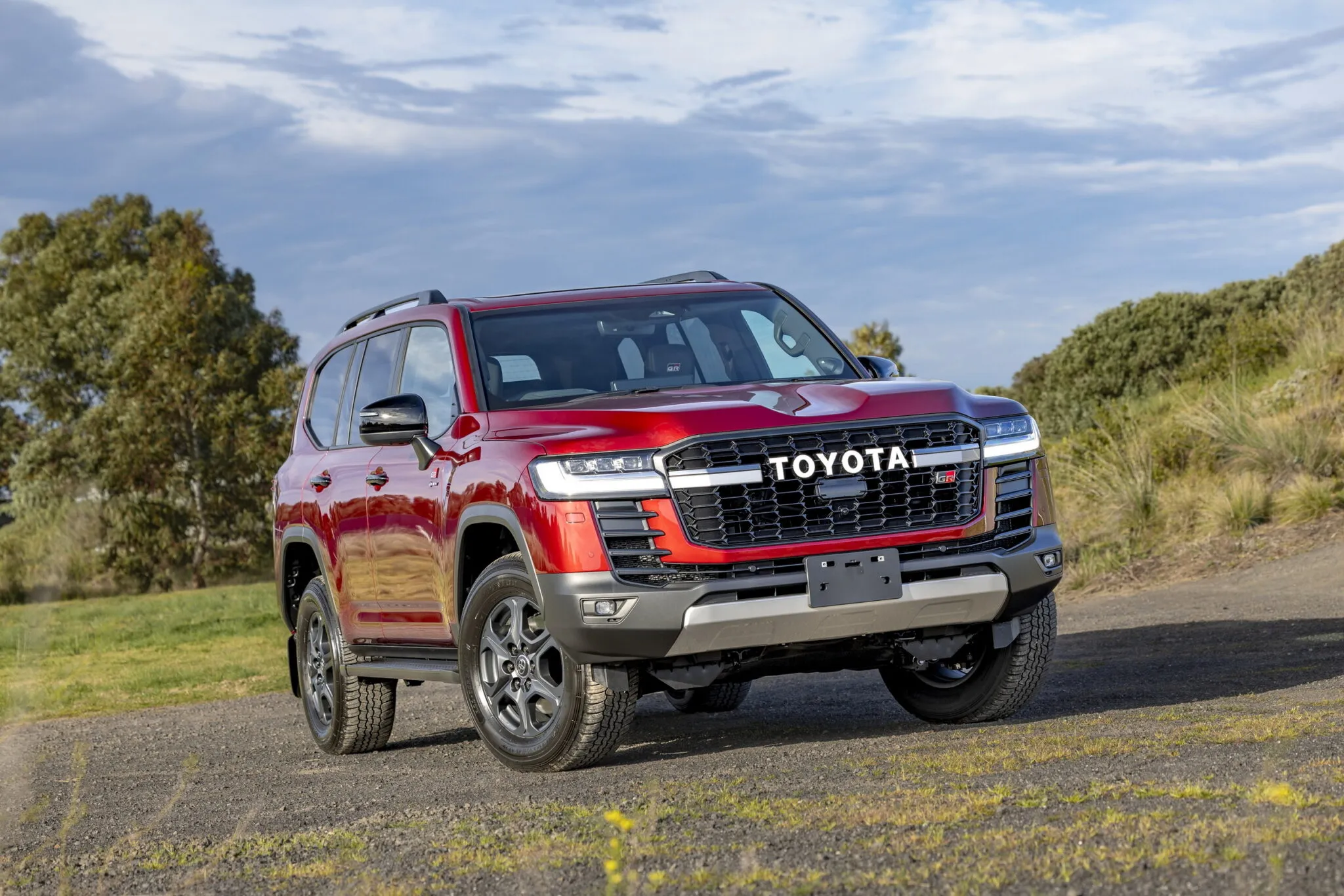 Toyota Land Cruiser 300 GR-Sport Hybrid