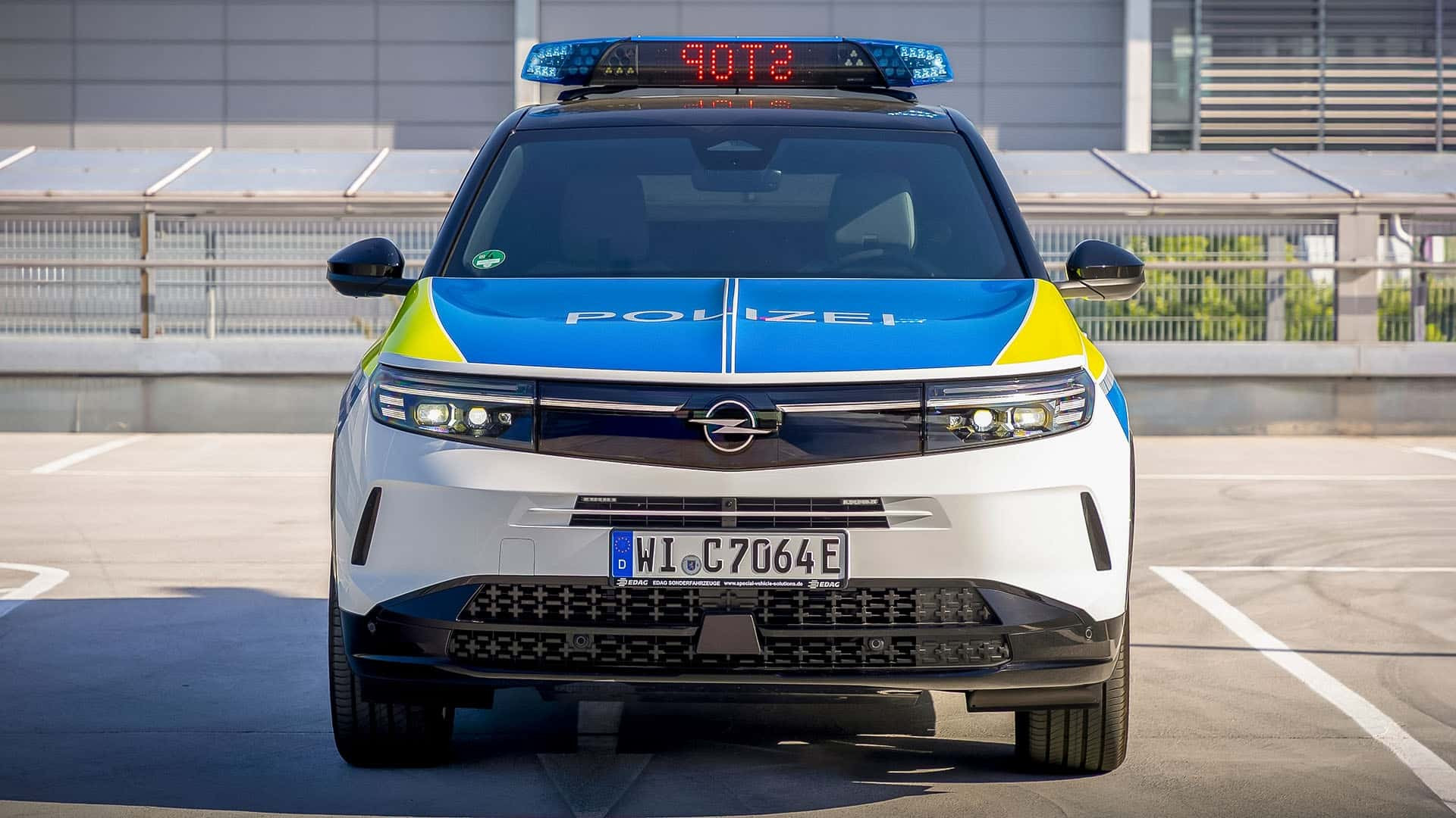 Поліцейський Opel Grandland 2026 року