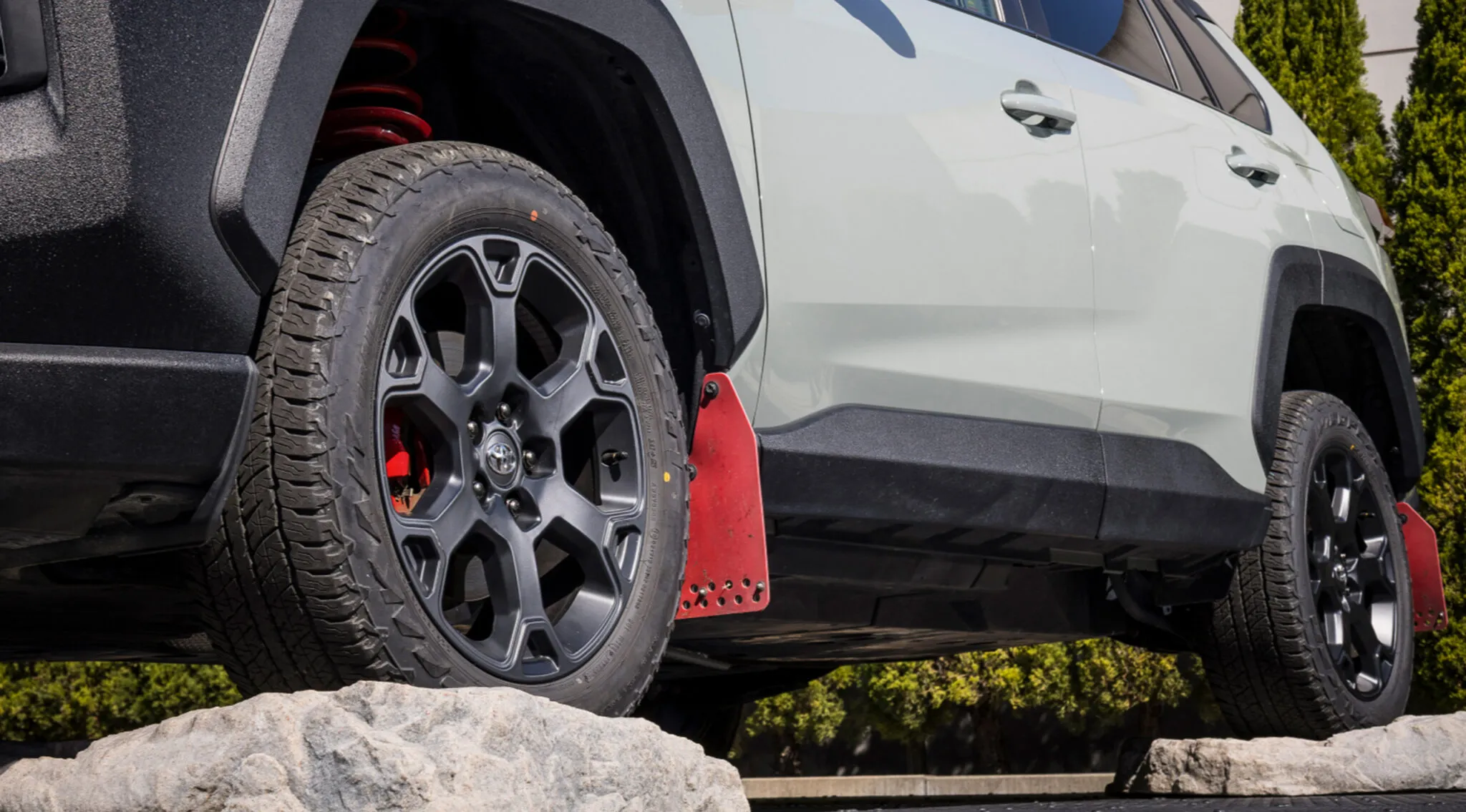Toyota RAV4 позашляховик