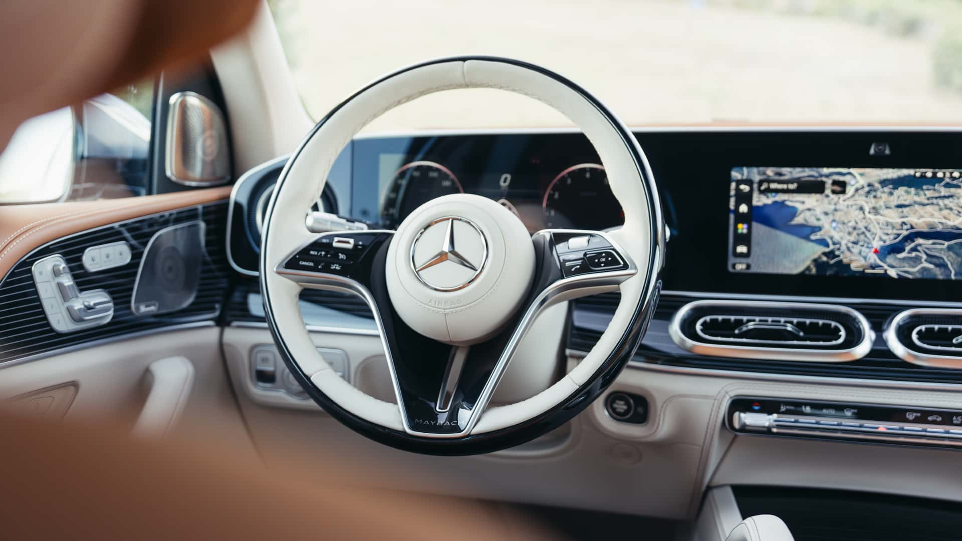 Mercedes Maybach GLS 680 2027 року
