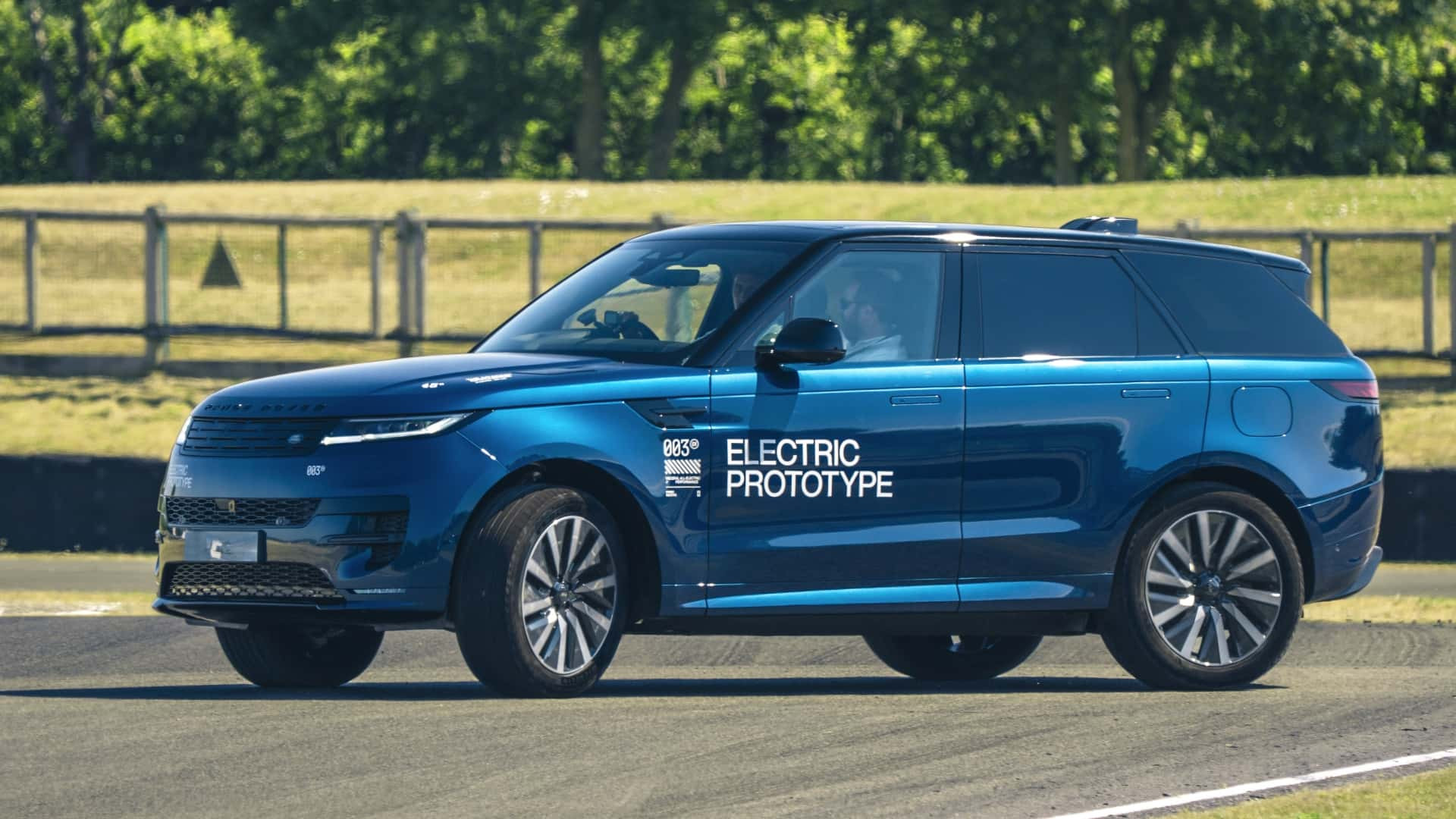 Range Rover Sport Electric