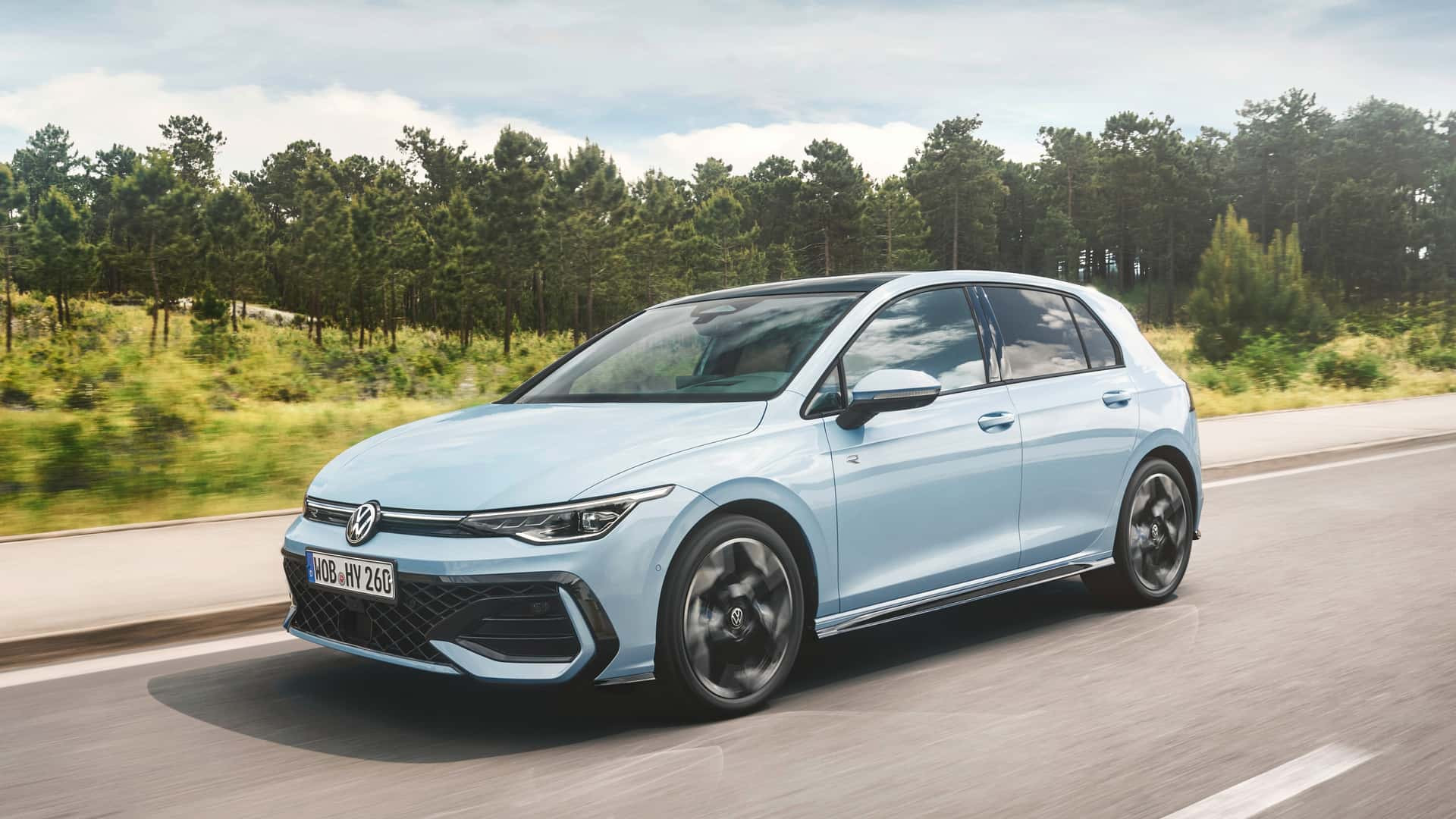 Volkswagen Golf Hybrid 2026 року