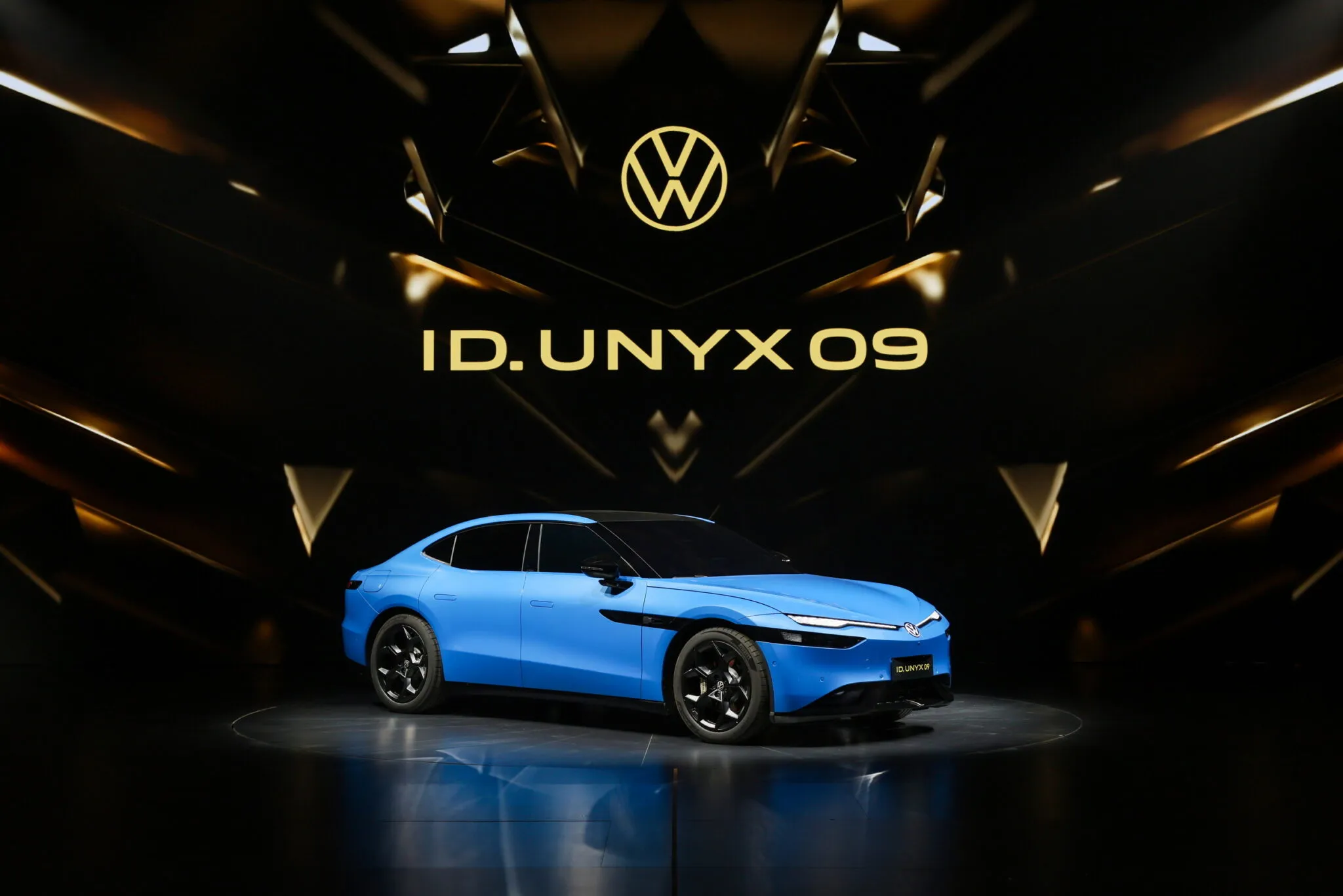 Volkswagen ID.Unyx 09