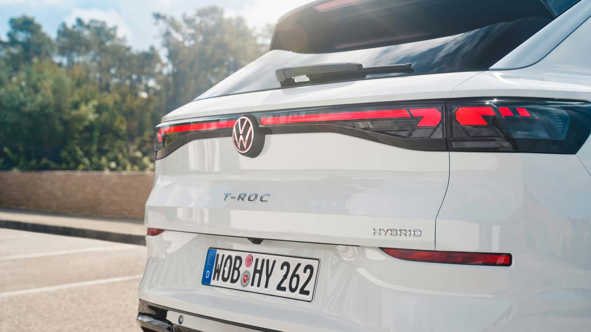 Volkswagen T-Roc Hybrid 2026 року