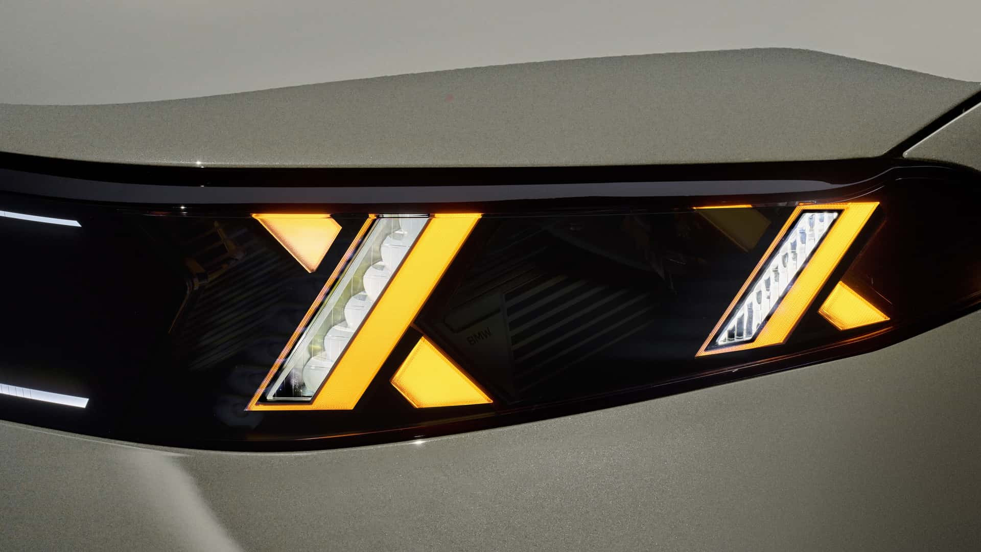 BMW iX5 60 xDrive 2026 року