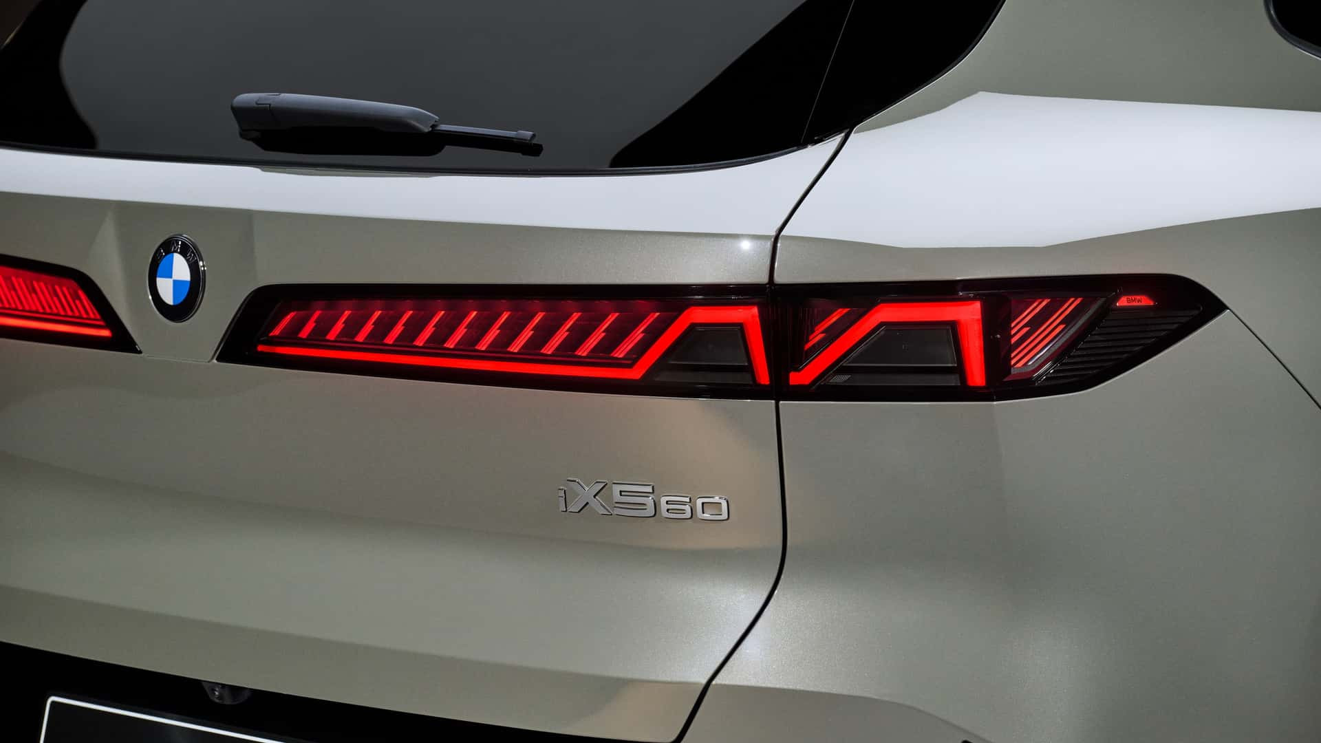 BMW iX5 60 xDrive 2026 року