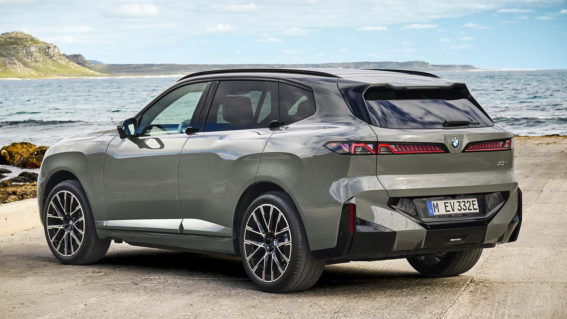 BMW iX5 60 xDrive 2026 року