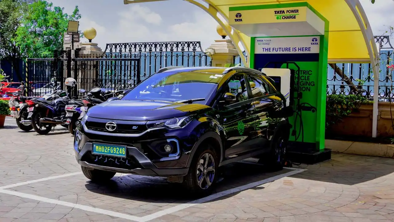 Індійські електромобілі випередили Tesla