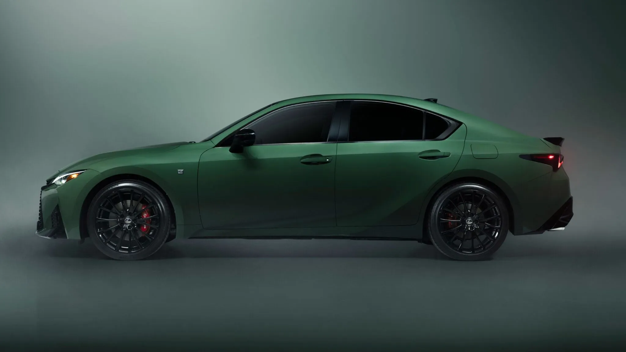 Lexus IS 2027 року