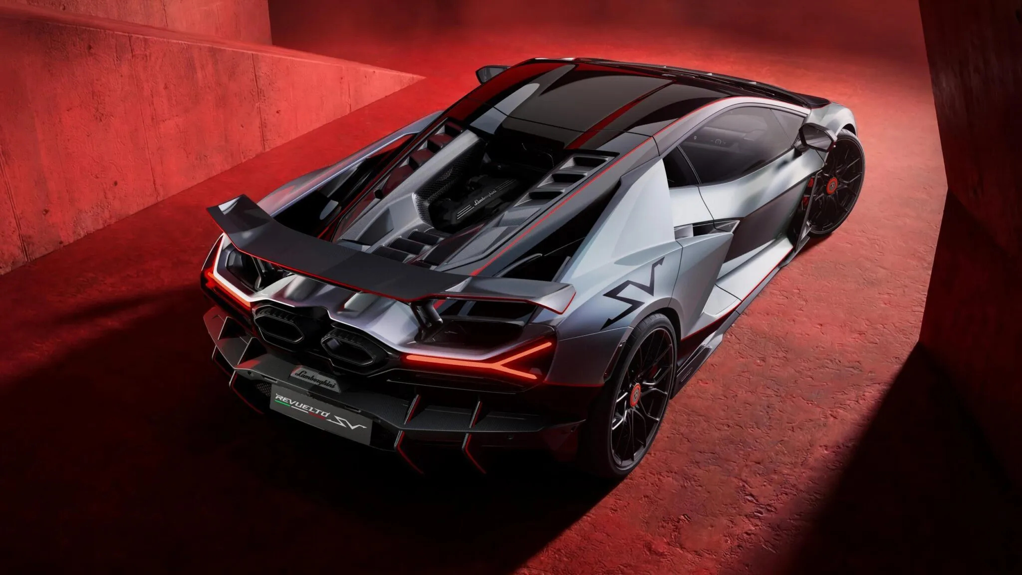 Lamborghini Revuelto SV