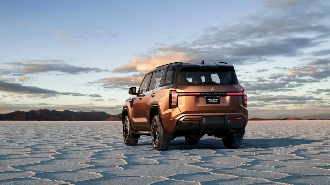 Mitsubishi Pajero 2027 року