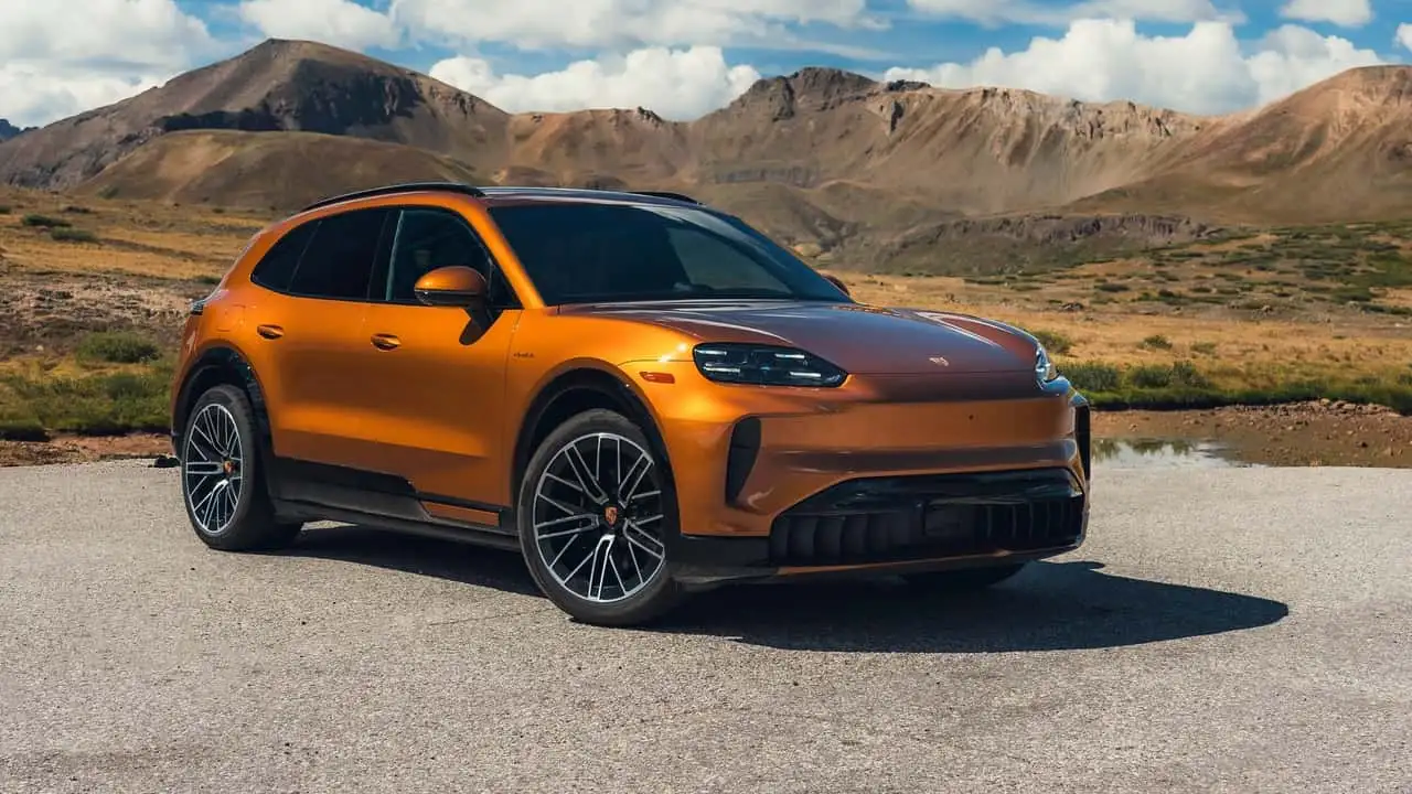 Porsche Cayenne Electric 2027 року
