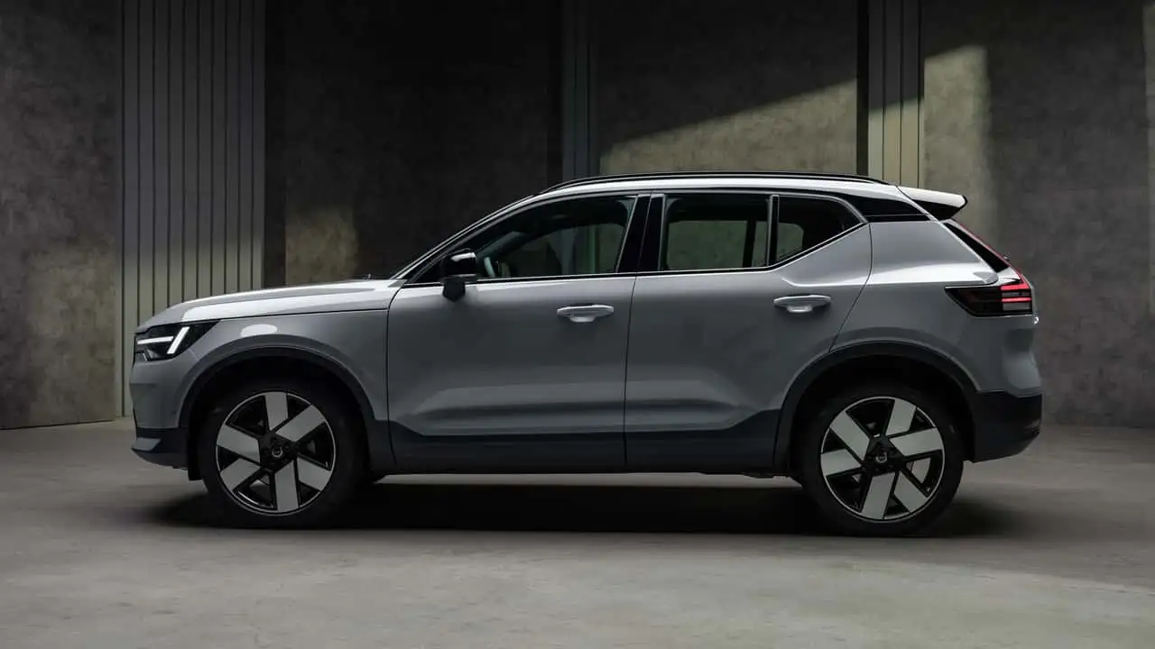 Volvo XC40 2026 року