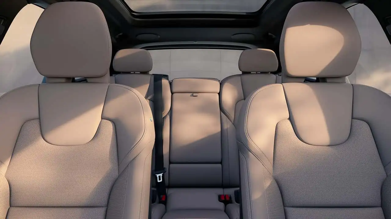 Volvo XC60 2027 року