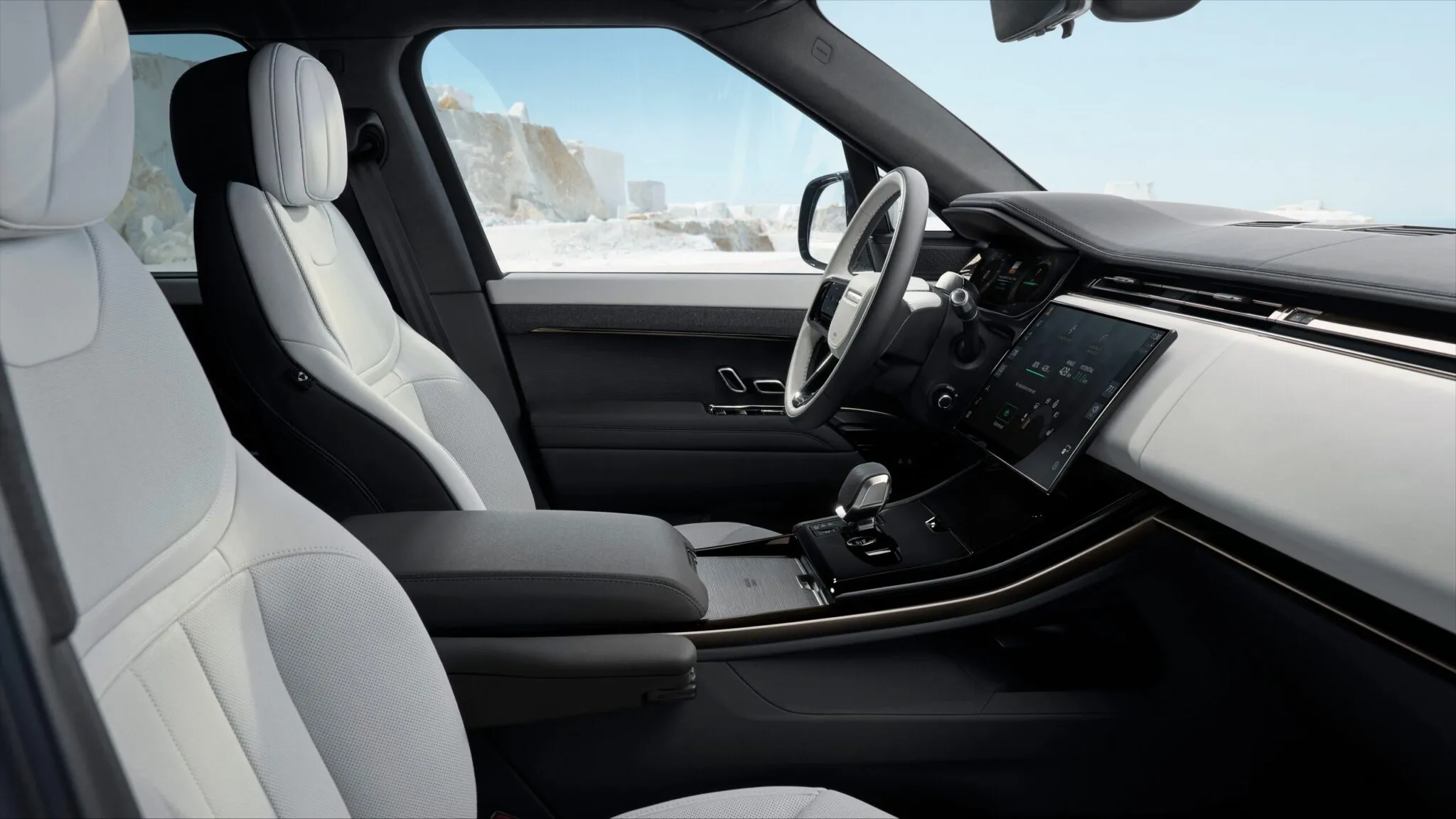 Range Rover Sport Electric 2027 року