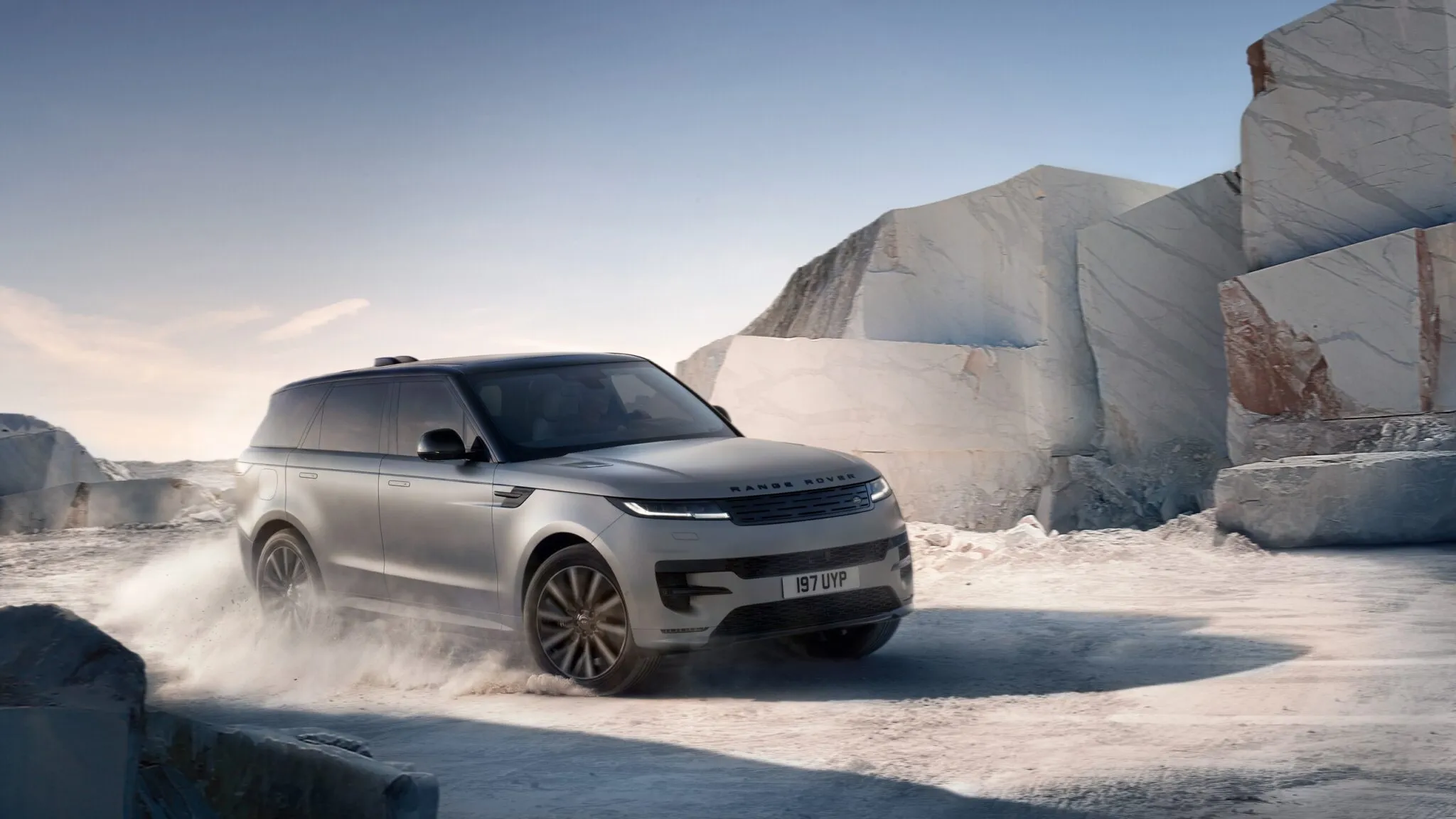 Range Rover Sport Electric 2027 року