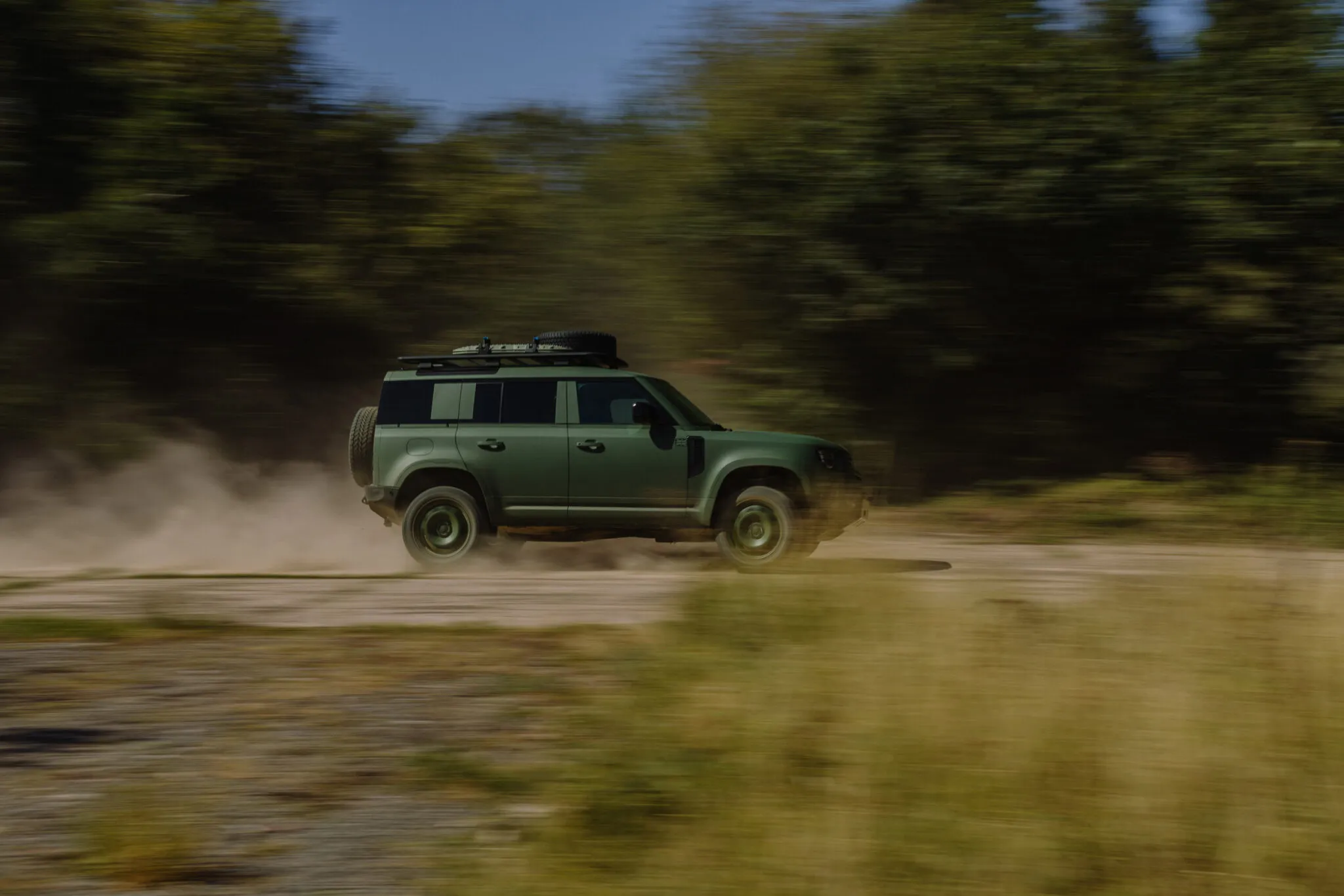 Land Rover Defender Wolf Series