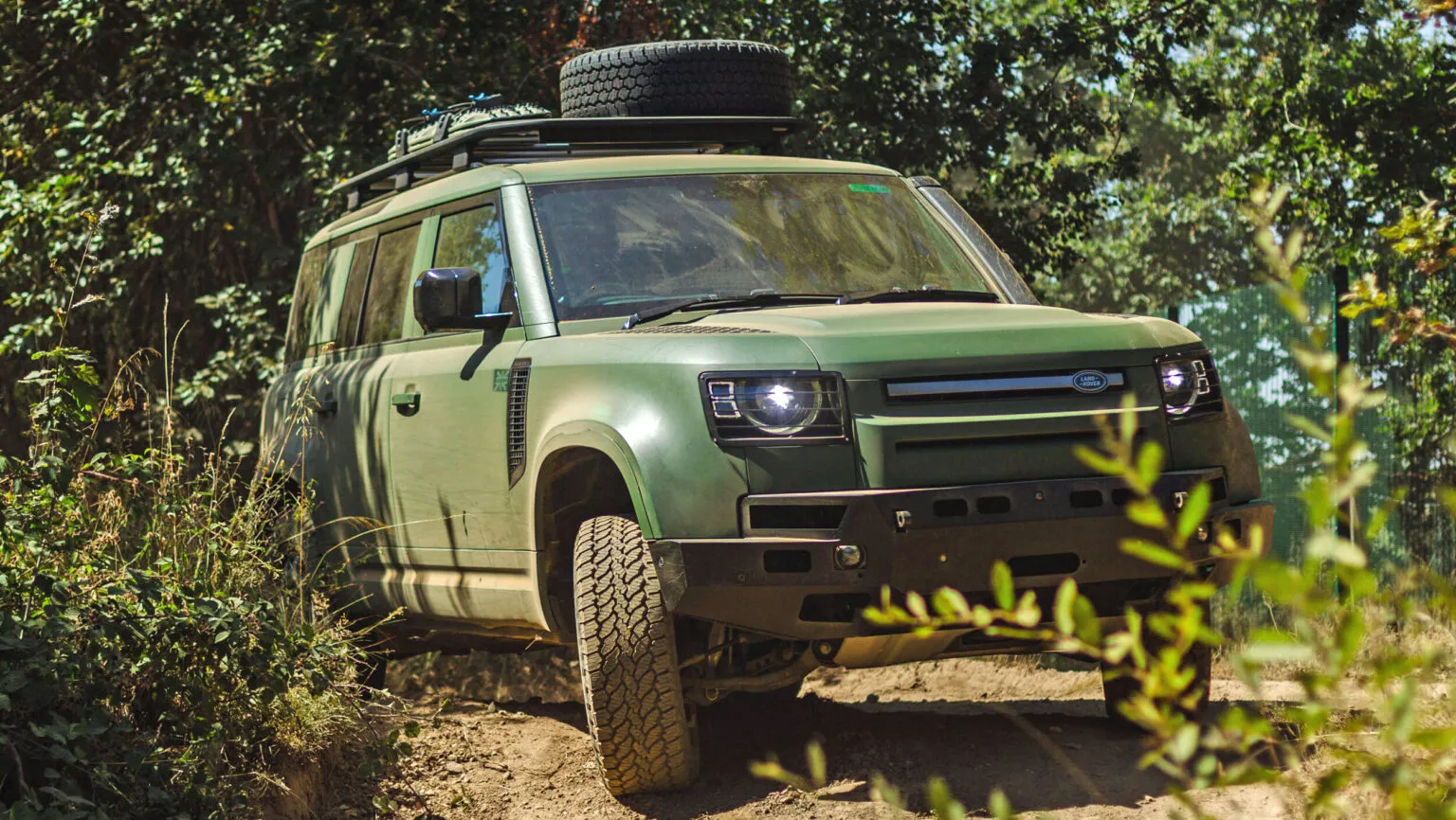 Land Rover Defender Wolf Series