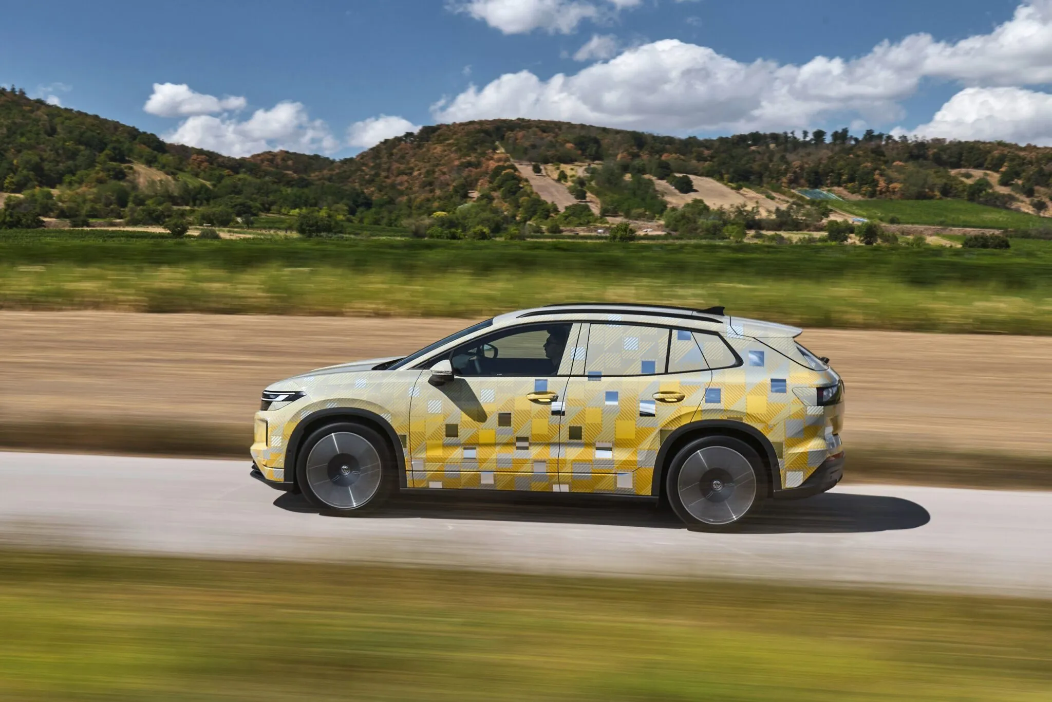 2027 Volkswagen ID. Tiguan